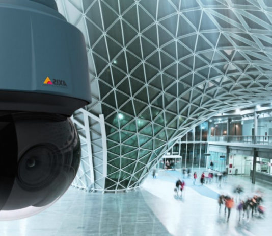 illustration montrant une caméra de surveillance dans un lieu sensible
